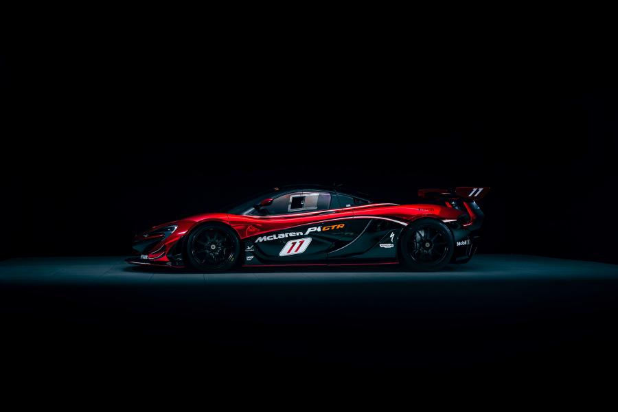  McLaren P1 GTR 2015 года  (фото 1 из 17)